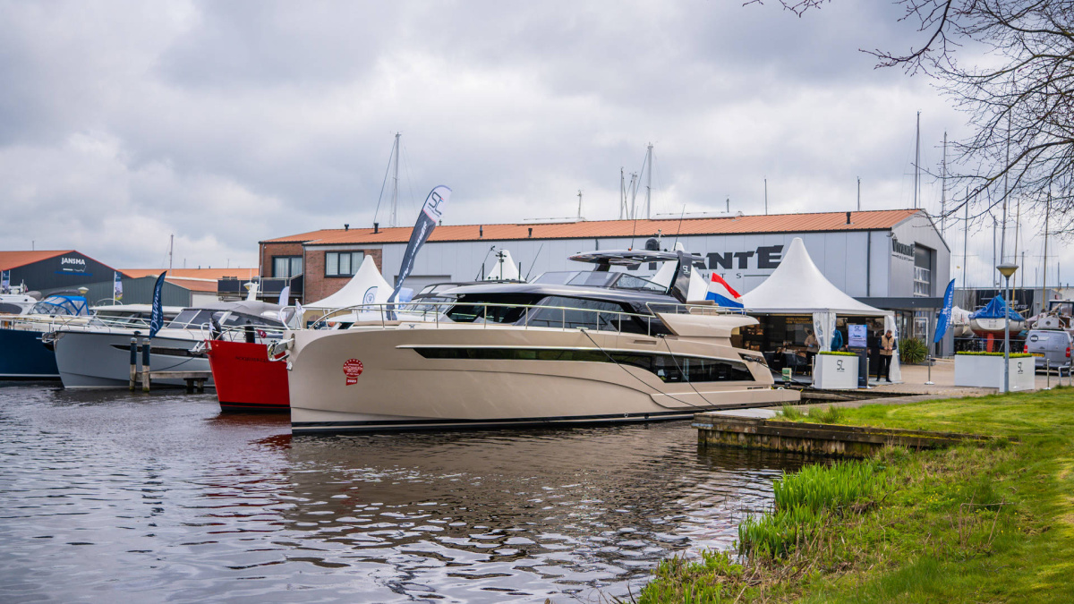 motorboot beurs sneek