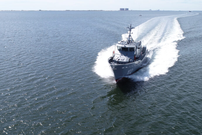 Metal Shark 85 Defiant commercial vessel